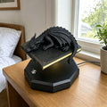 Lampe dragon sur livre en lévitation